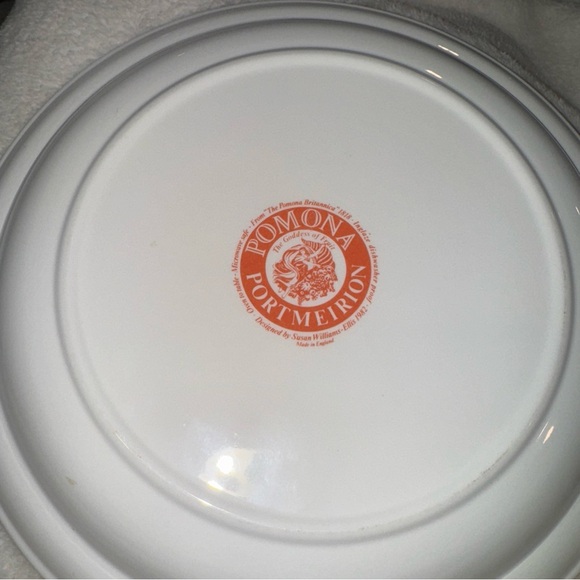 Portmeirion Pomona “The Red Currant” 10.5” Dinner Plate – Vintage England - Picture 2 of 2
